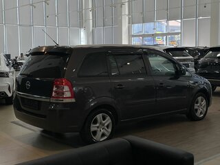 2014 Opel Zafira B Рестайлинг, серый, 1550000 рублей, вид 4