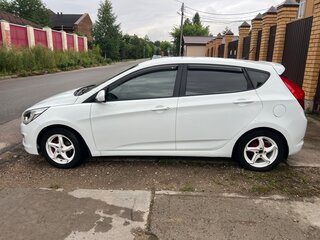 2016 Hyundai Solaris I Рестайлинг, белый, 550000 рублей, вид 4