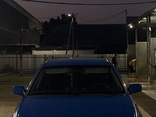 2000 Volvo V40 I Рестайлинг, синий, 215000 рублей, вид 3