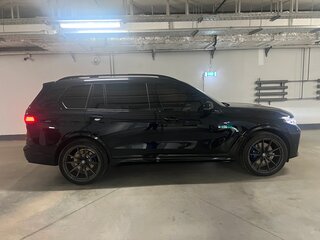 2019 BMW X7 40i I (G07), чёрный, 8700000 рублей, вид 4