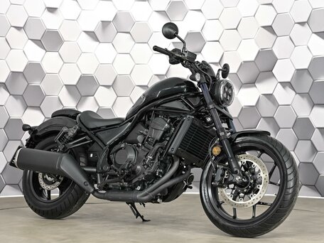 2022 Honda CMX 1100 Rebel, серый, 1099000 рублей, вид 1