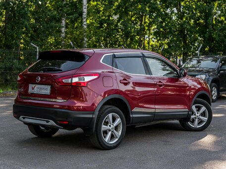 2014 Nissan Qashqai II, красный, 1192000 рублей, вид 2