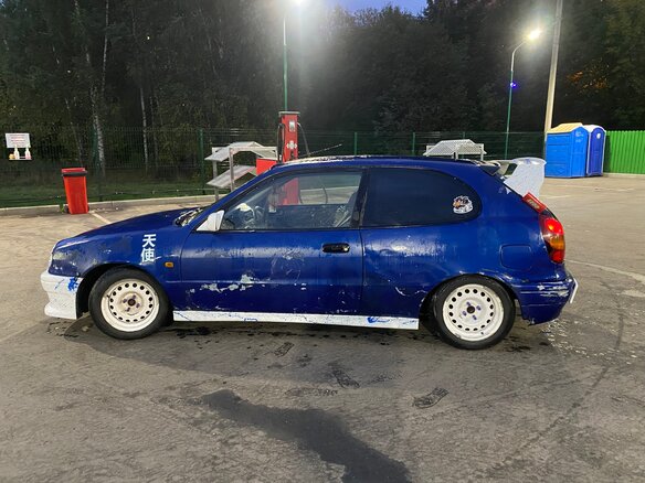 1997 Toyota Corolla VIII (E110), синий, 150000 рублей - вид 5