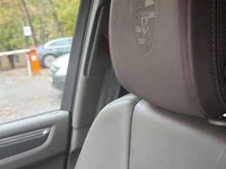 2019 Porsche Macan I Рестайлинг, белый, 4850000 рублей, вид 3