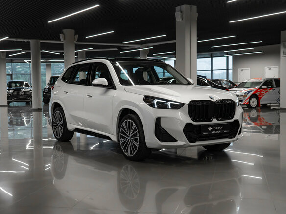 2026 BMW X1 25Li xDrive III (U11/U12), белый - вид 1