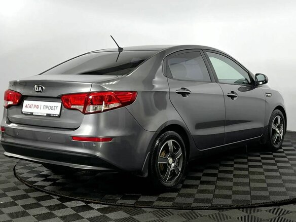 2016 Kia Rio III Рестайлинг, серый - вид 4