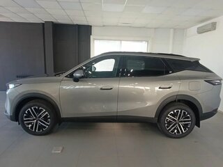 2026 Omoda C7, серый, 3099000 рублей, вид 3