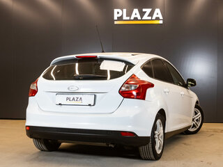 2012 Ford Focus III, белый, 600000 рублей, вид 4