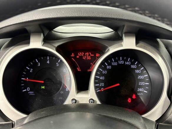 2013 Nissan Juke I, красный, 850000 рублей - вид 8