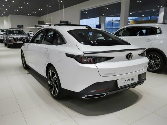 2024 Changan Lamore, белый - вид 2