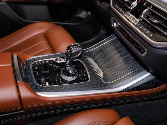 2020 BMW X7 40i I (G07), чёрный - вид 17