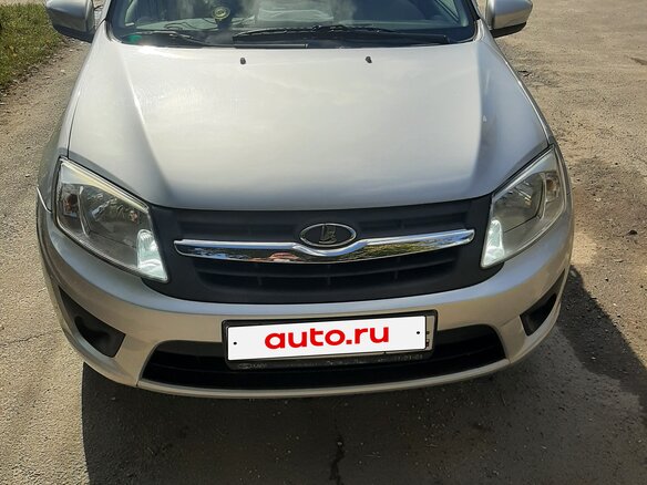 2017 Lada (ВАЗ) Granta I, серебристый, 700000 рублей