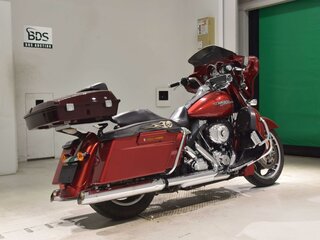 2012 Harley-Davidson Street Glide, красный, 1127000 рублей, вид 5