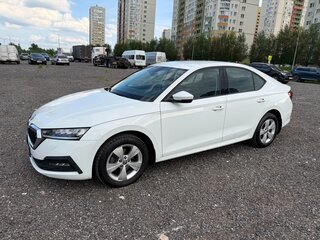 2020 Skoda Octavia IV (A8), белый, 2165000 рублей, вид 2