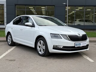 2019 Skoda Octavia III (A7) Рестайлинг, белый, 1615000 рублей, вид 3