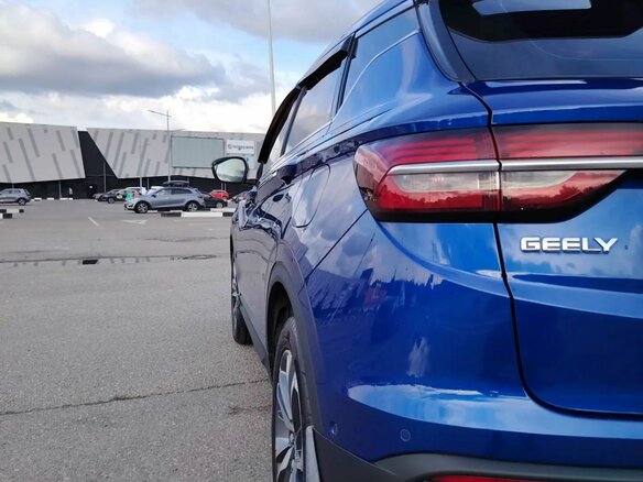 2021 Geely Coolray I, синий - вид 11