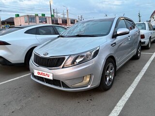 2014 Kia Rio III, серебристый, 800000 рублей, вид 4