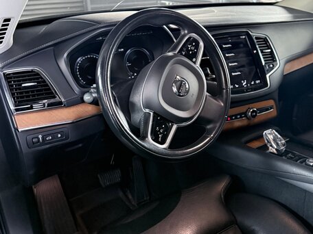 2021 Volvo XC90 Recharge II Рестайлинг 1, чёрный, 5000000 рублей, вид 3