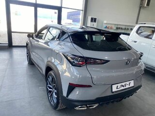 2025 Changan UNI-T I, серый, 3459900 рублей, вид 5