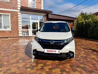 2018 Honda Freed II, белый, 1700000 рублей, вид 3