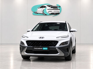 2022 Hyundai Kona I Рестайлинг, белый, 1831500 рублей, вид 2