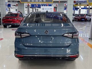 2023 Volkswagen Lavida XR, синий, 1320070 рублей, вид 5