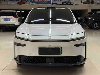2025 Toyota bZ3X 58.3 kWh, белый, 2890000 рублей, вид 2