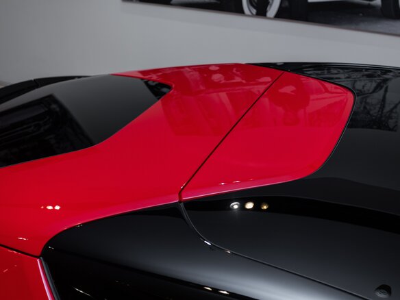 2025 Ferrari 12Cilindri, красный - вид 9