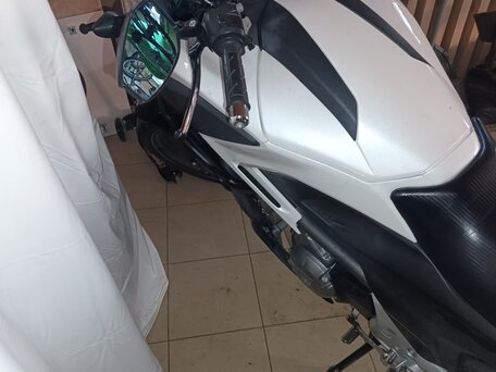 2013 Honda NC 700X, белый, 500000 рублей, вид 3