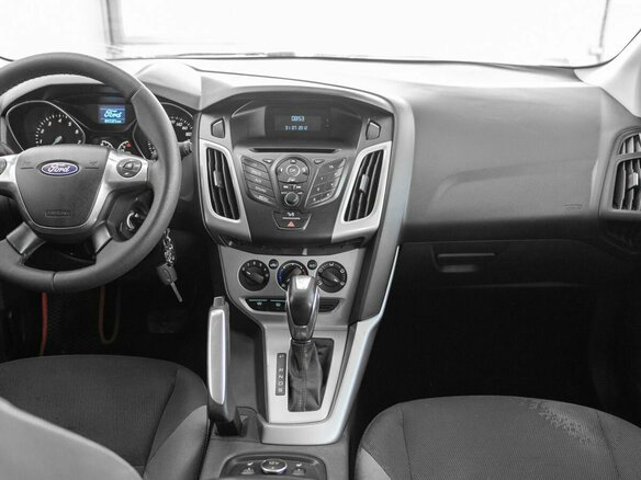 2012 Ford Focus III, серебристый, 800000 рублей - вид 15