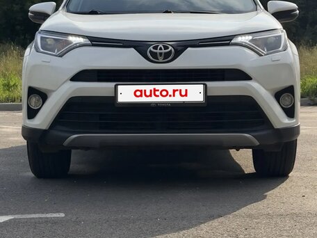 2016 Toyota RAV4 IV (XA40) Рестайлинг, белый, 2100000 рублей, вид 1