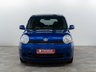Toyota Sienta I