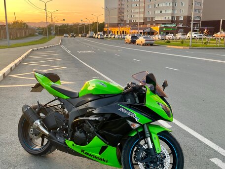 2011 Kawasaki ZX-6R Ninja, зелёный, 650000 рублей, вид 1