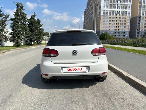 2011 Volkswagen Golf VI, белый, 795000 рублей - вид 6