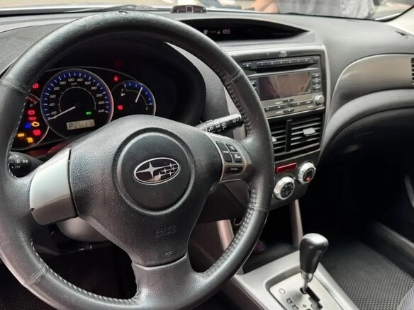 2011 Subaru Forester III Рестайлинг, серебристый, 1050000 рублей - вид 8