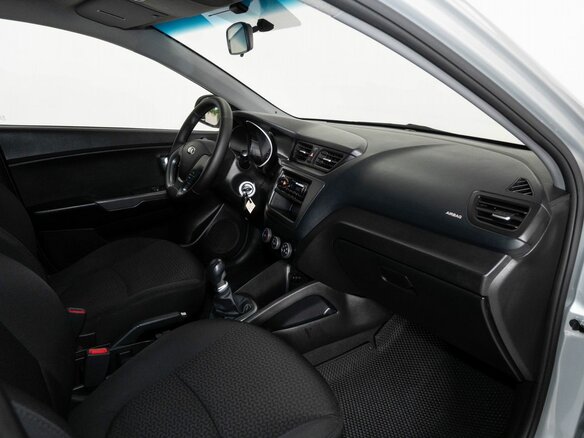2016 Kia Rio III Рестайлинг, серебристый - вид 5