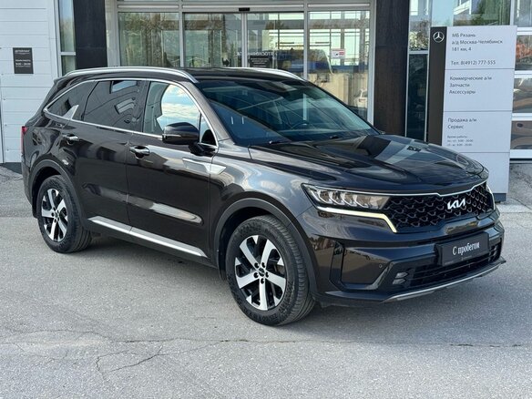 2022 Kia Sorento IV, коричневый, 3240000 рублей - вид 2