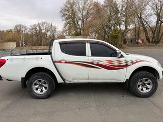 2012 Mitsubishi L200 IV, белый, 1000000 рублей, вид 4