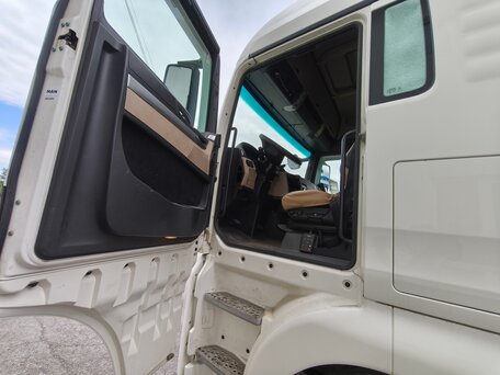 2019 MAN TGX, белый, 7500000 рублей, вид 4