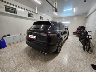 2018 Porsche Cayenne III, чёрный, 5900000 рублей, вид 5