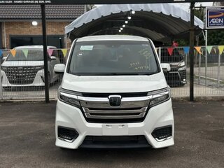 2022 Honda Stepwgn Spada V Рестайлинг, белый, 2120000 рублей, вид 2