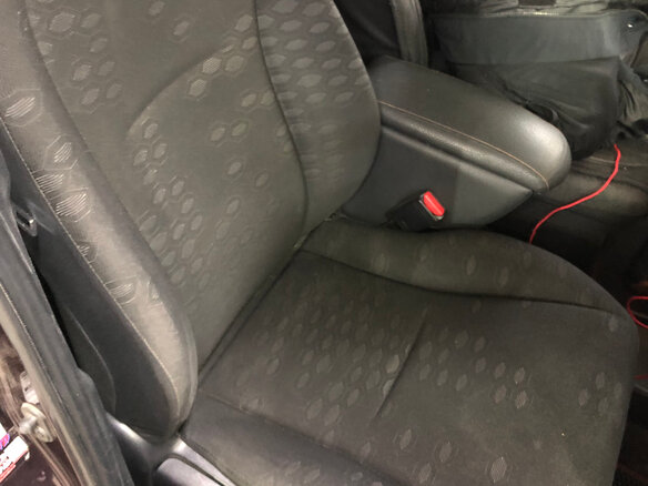 2011 Toyota Ractis II, фиолетовый - вид 15