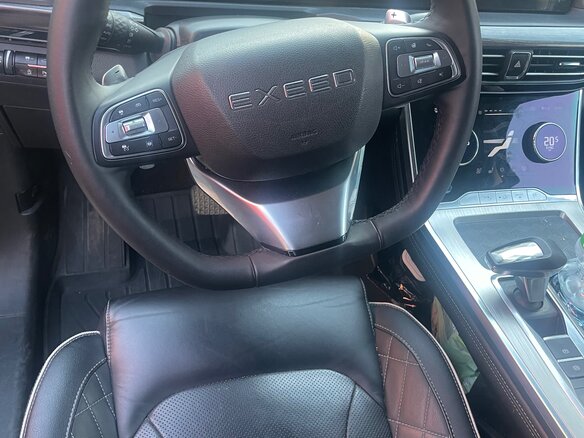 2023 Exeed VX I, серый, 2800000 рублей - вид 3