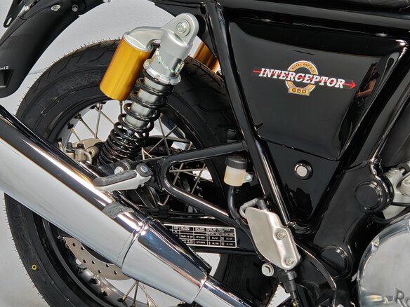 2025 Royal Enfield Interceptor, чёрный, 699000 рублей - вид 28