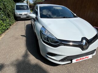 2018 Renault Clio IV Рестайлинг, белый, 920000 рублей, вид 3