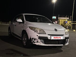 2009 Renault Megane III, белый, 530000 рублей, вид 2