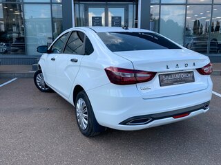 2024 Lada (ВАЗ) Vesta I Рестайлинг (NG), белый, 1140000 рублей, вид 5