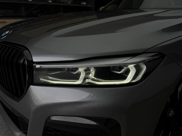 2020 BMW 7 серии 740Li xDrive VI (G11/G12) Рестайлинг, серый - вид 1