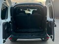 2021 Lada (ВАЗ) Largus Cross I Рестайлинг, белый, 1420000 рублей - вид 6
