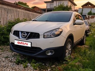 2012 Nissan Qashqai I Рестайлинг, белый, 1700000 рублей, вид 1